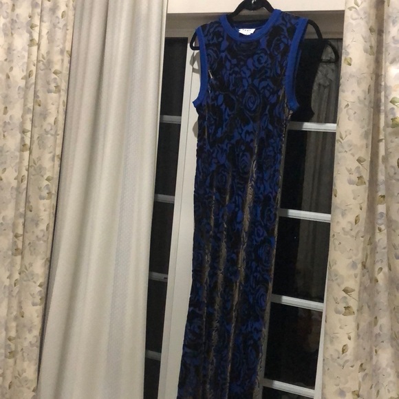 DKNY Velour Print Dress - Picture 3 of 3